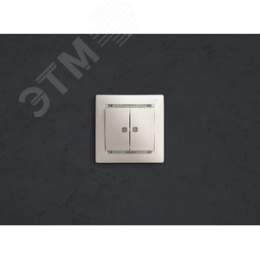 Legrand Valena 774428 выключатель 2кл с подсв. белый 