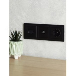 Рамка IEK BRITE 3 поста черный