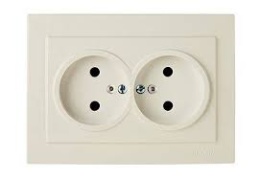 Розетка NILSON 24121024 СУ б/з 2мест. крем
