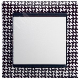 Legrand Valena 774301 выключатель 1кл сл.кость 