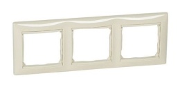 Legrand Valena 774353 Рамка 3П гор. сл.кость 