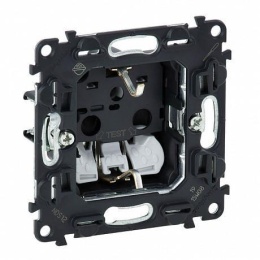 Legrand Valena L-A 753030 механизм розетки 2к+3